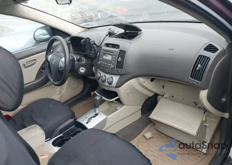2008 Hyundai Elantra Gls/Se from USA, damaged, VIN KMHDU46D58U405861